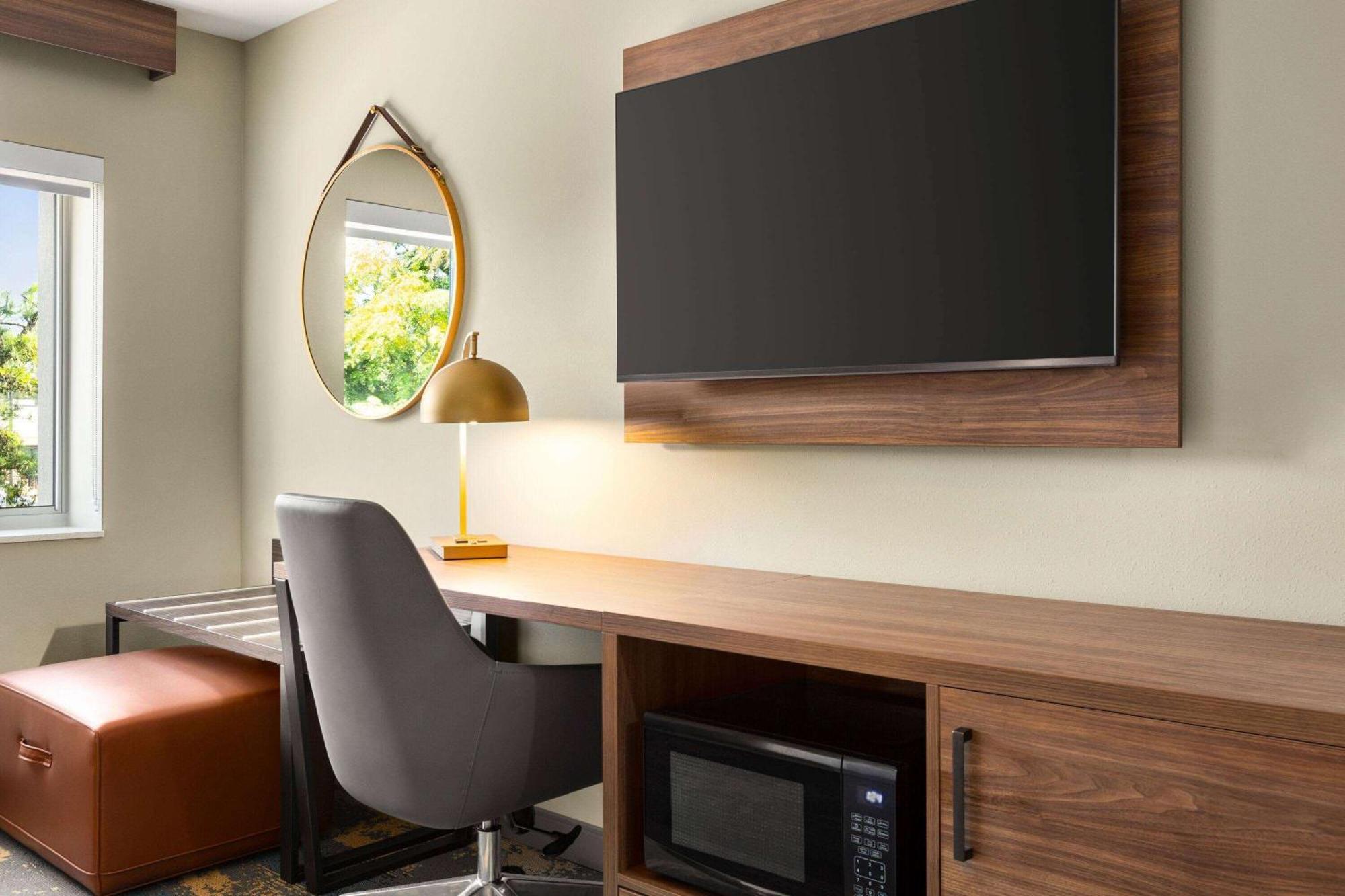 La Quinta Inn By Wyndham Columbia Ne Fort Jackson 외부 사진
