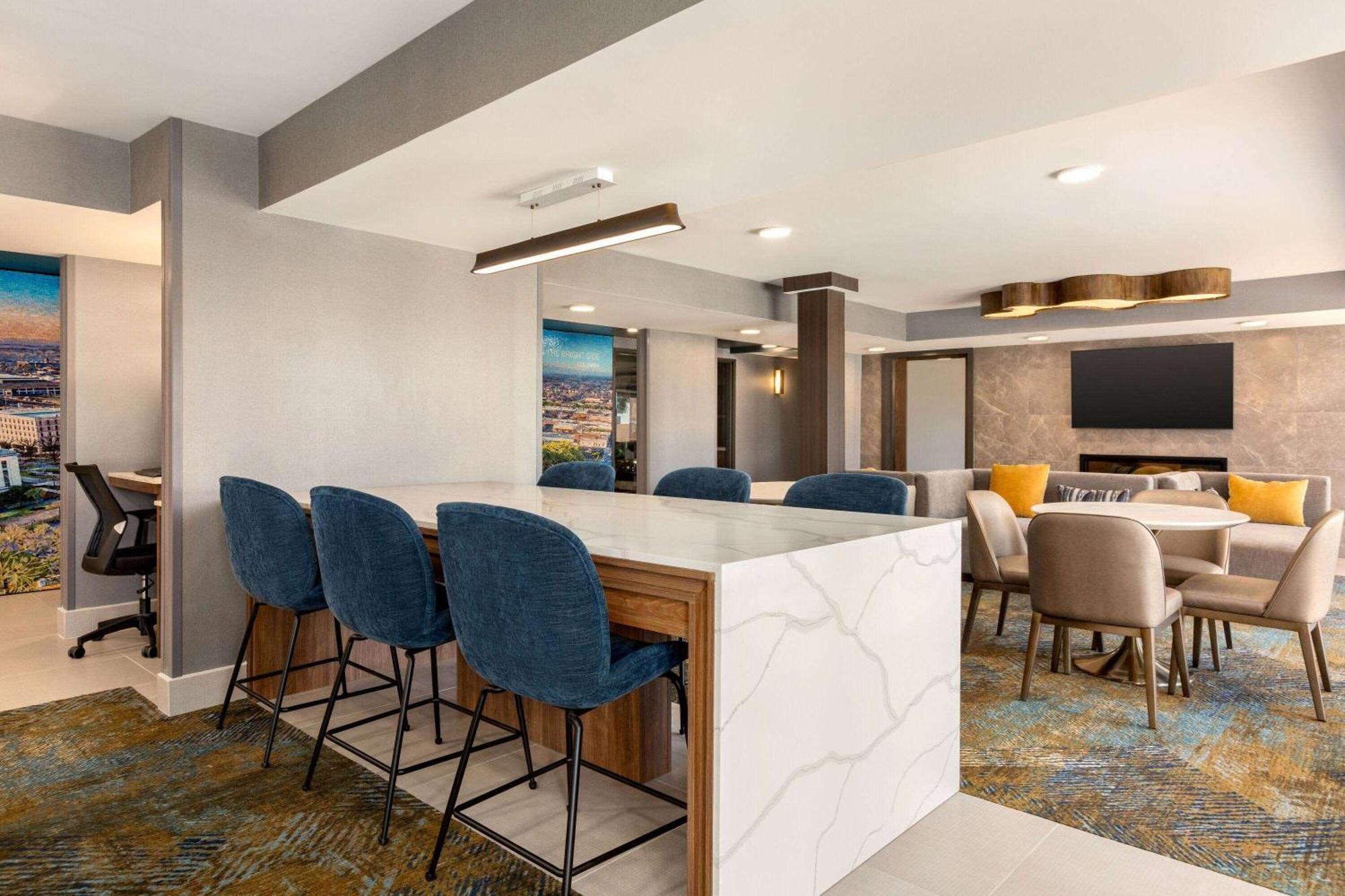 La Quinta Inn By Wyndham Columbia Ne Fort Jackson 외부 사진